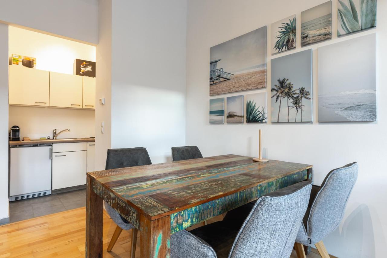 Cozy Apartment Steps Away From Subway Station Wien Ngoại thất bức ảnh